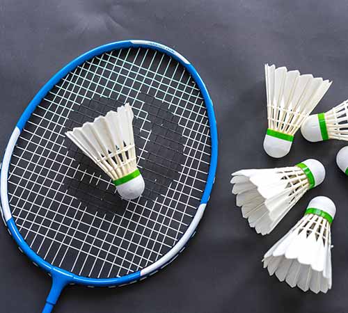 择通过社媒 择通过社媒